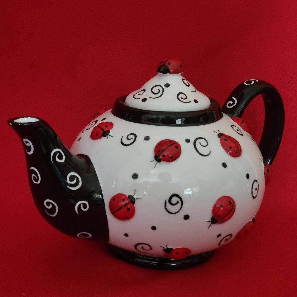 Ladybug Swirls Porcelain Decorative Teapot with Lid hand Painted